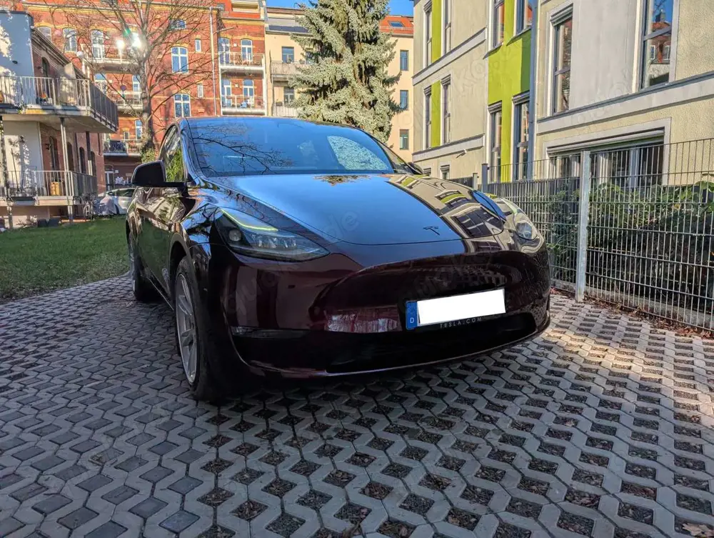 Tesla Model Y Model+Y+Long+Range+Dual+Motor+AWD+2024