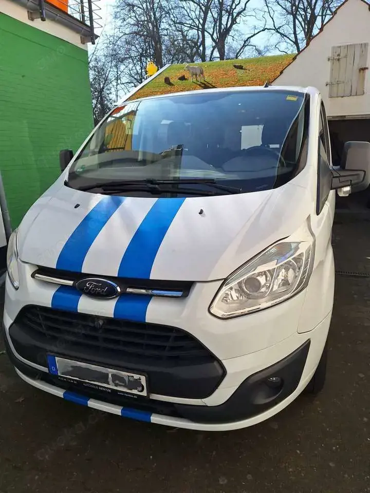 Ford Tourneo Custom 300 L1H1 VA Titanium