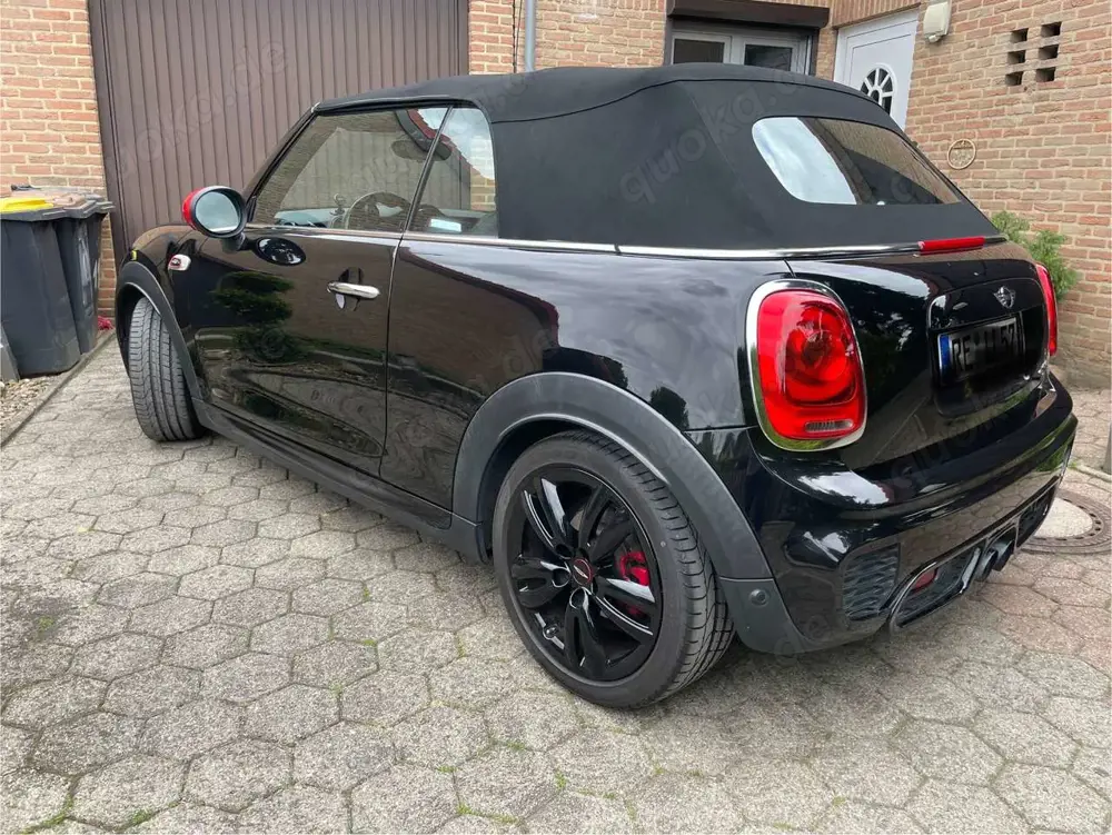 MINI John Cooper Works Cabrio