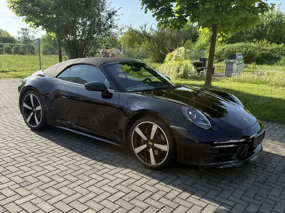 Porsche 992 Carrera Cabriolet,Sportabgas,Sportdesign,Approved