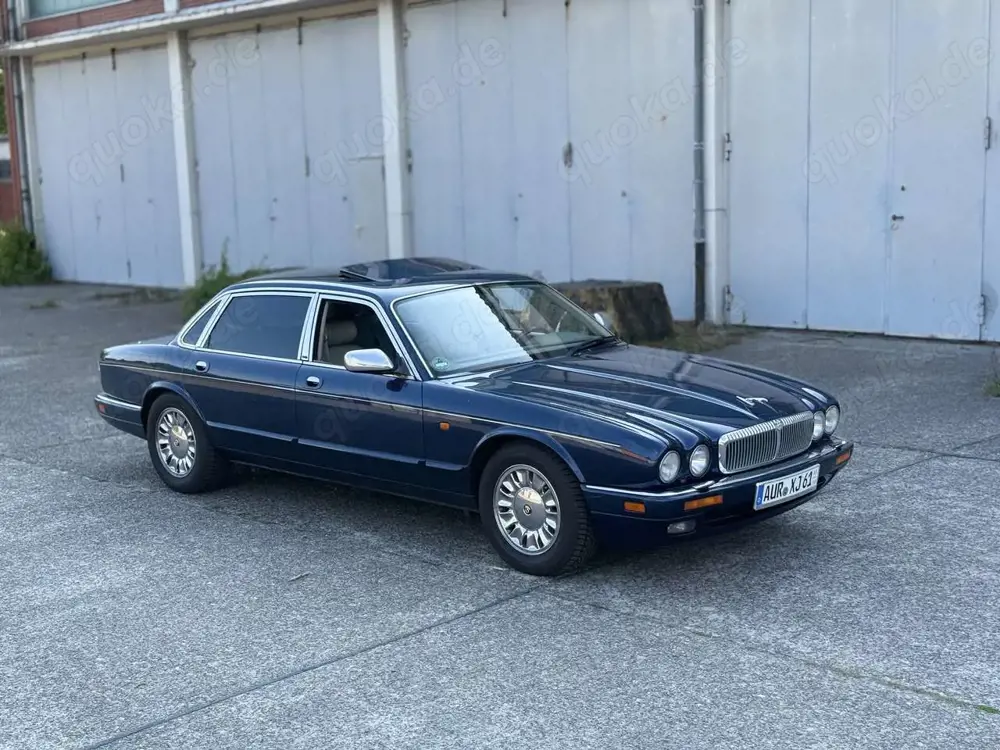 Daimler Six Jaguar 4.0 LWB XJ6 X300 deutsches Fahrzeug