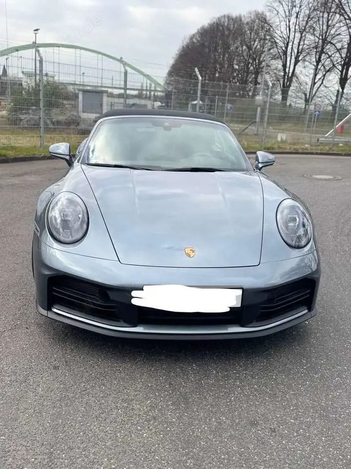 Porsche 992 Carrera Cabrio