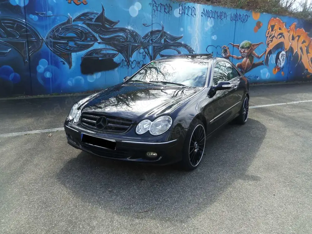 Mercedes-Benz CLK 220 CLK Coupe 220 CDI Avantgarde DPF
