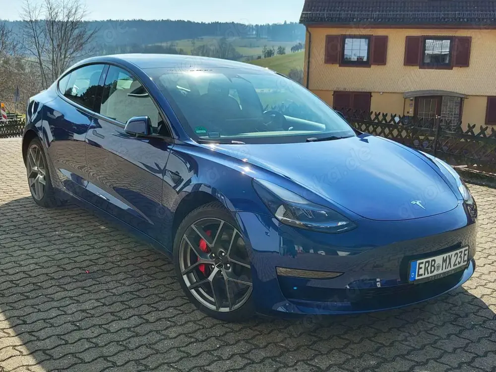 Tesla Model 3 Model 3 Langstreckenbatt. Allradantrieb Dual Motor