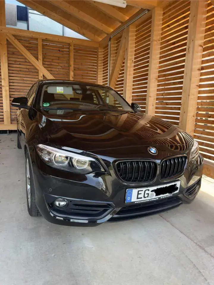 BMW 220 220i Coupe Sport Line (Lenkradheiz., AHK abnehmb.)