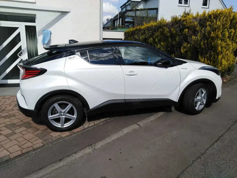 Toyota C-HR C-HR 2.0 Hybrid Style Selection