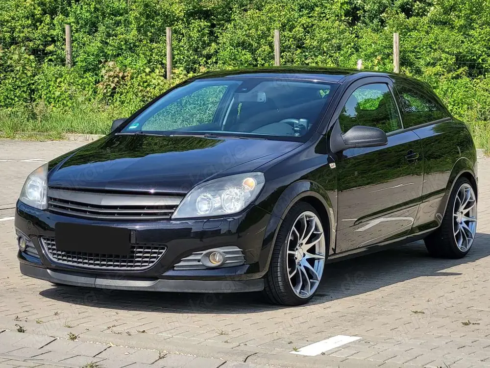 Opel Astra H GTC 1.6 - 8fach bereift - Technisch Top