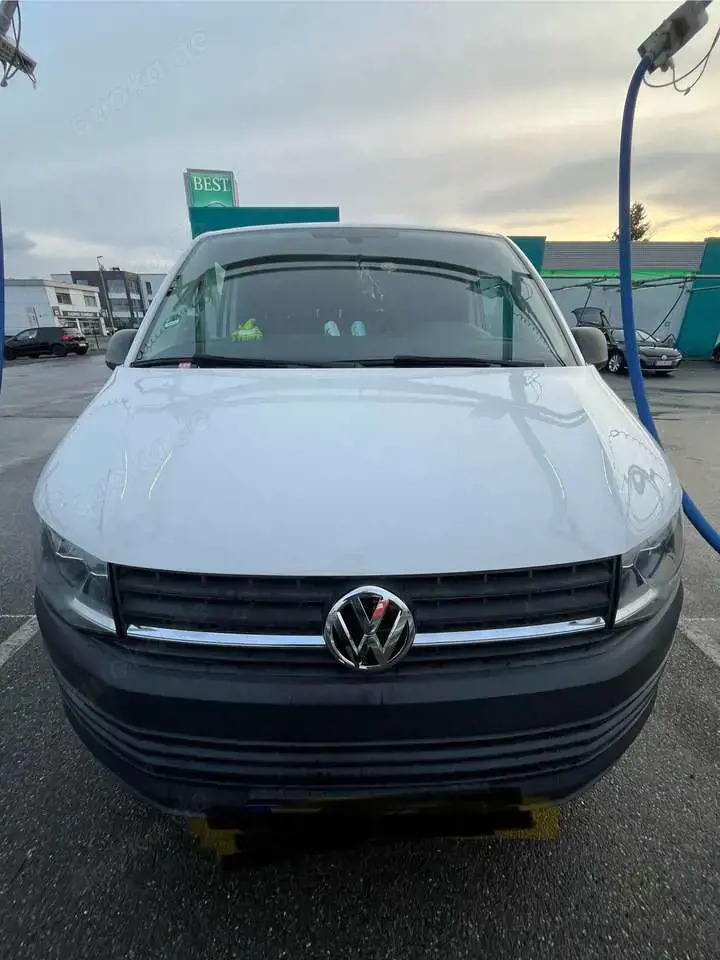 Volkswagen T6 Transporter Lang EU6