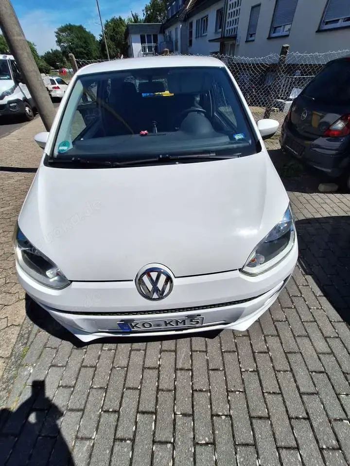 Volkswagen up! up! move up!