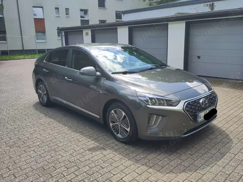 Hyundai IONIQ Style Plug-In Hybrid