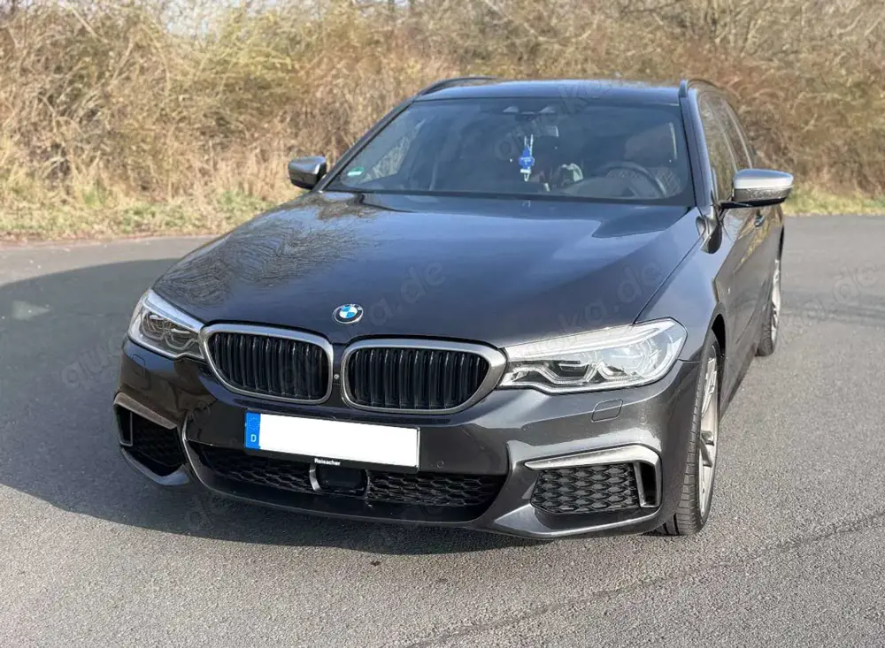 BMW M550 M550d+xDrive+Touring+Aut.+360+CarPlay+TÜV Neu