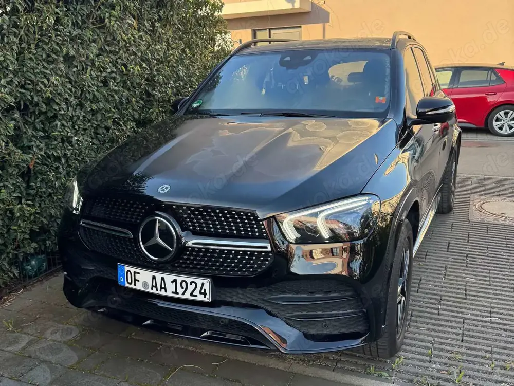 Mercedes-Benz GLE 300 GLE 300 d 4Matic 9G-TRONIC AMG Line