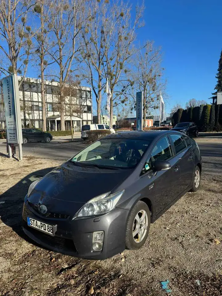 Toyota Prius+
