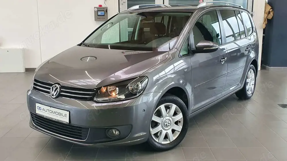 Volkswagen Touran 1.4 TSI Cup*SHZ*PDC*1.Hand*Tempo*Garantie