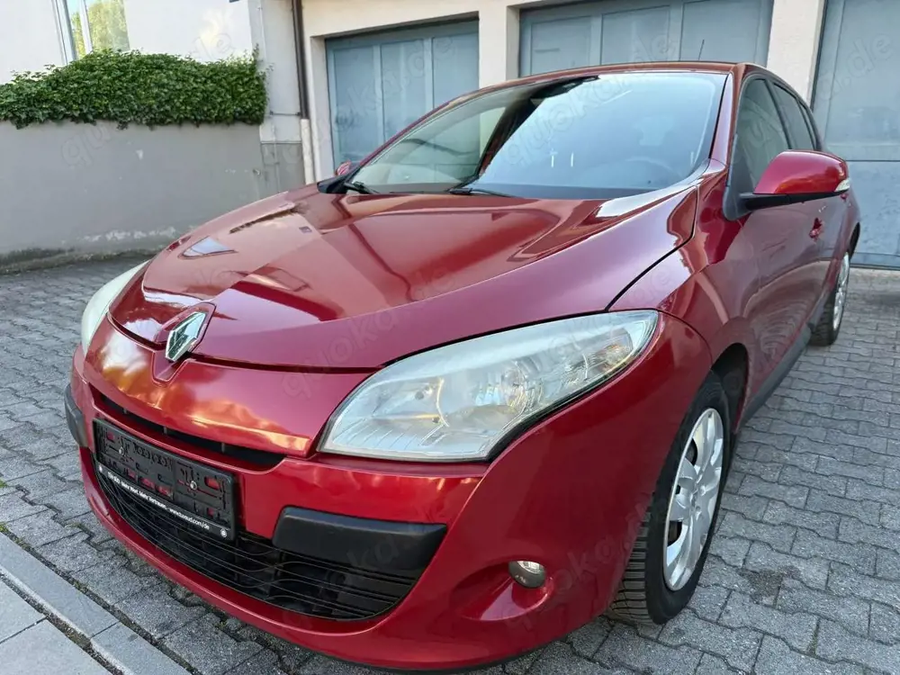 Renault Megane III 1.6 Dynamique Lim. 5-Türig TÜV NEU