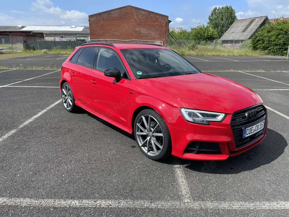 Audi A3 Sportback quattro Sport mit 2x S-line