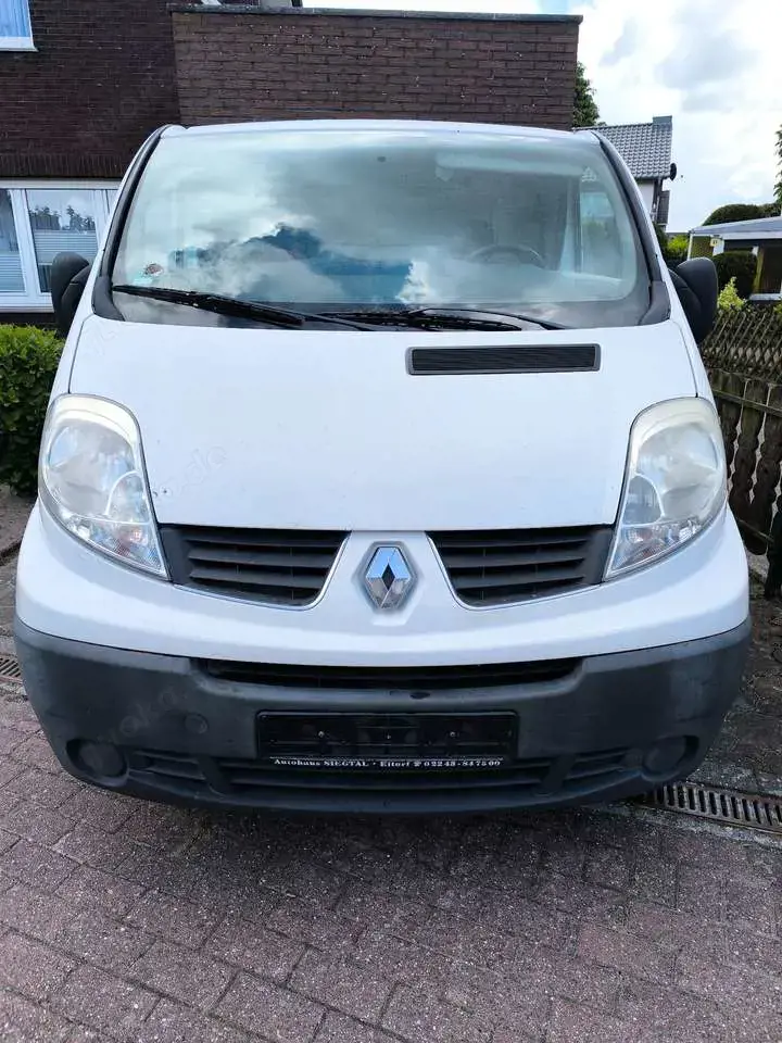 Renault Trafic 2.0 dCi 90 FAP L1H2