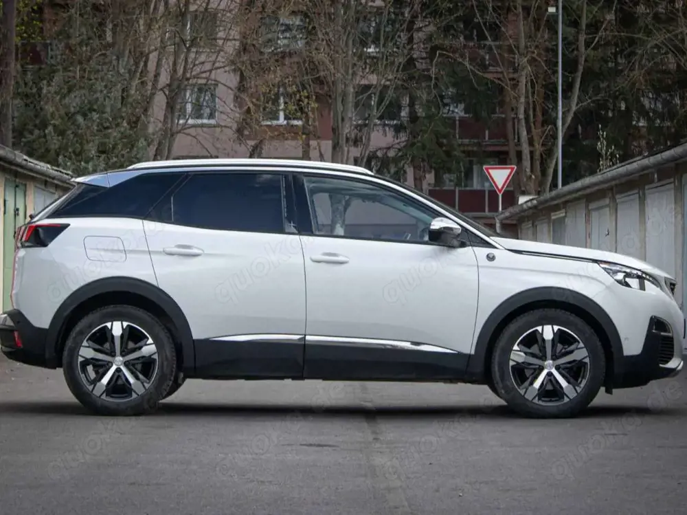 Peugeot 3008 1.2 PureTech 130 GPF EAT8 Active Business-Paket
