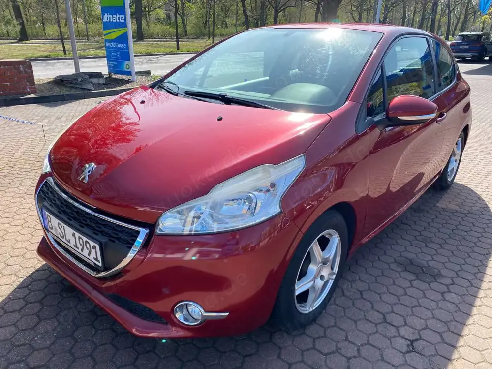 Peugeot 208 208 3-Türer 95 VTI Active 95PS !!TÜV NEU!!