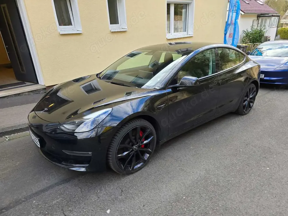Tesla Model 3 Allrad- Performance