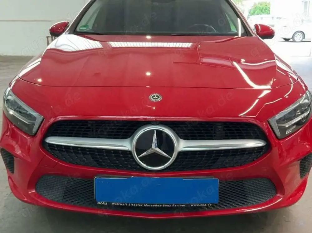 Mercedes-Benz A 180 A 180 d 7G-DCT