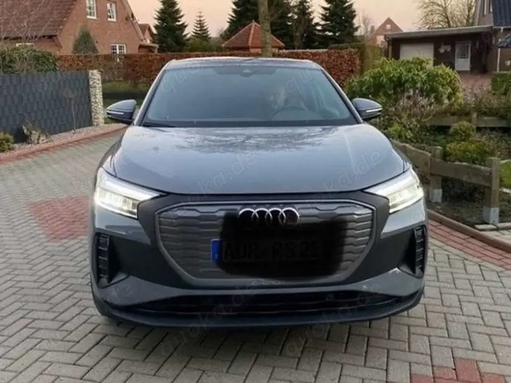 Audi Q4 e-tron e35  Quattro Sportback 1HD