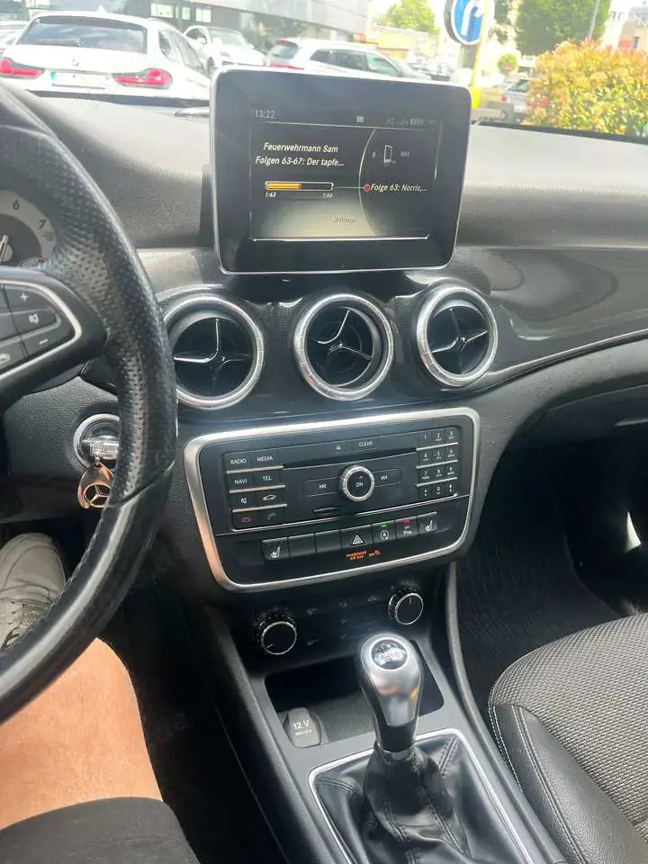 Mercedes-Benz CLA 180 CLA Shooting Brake 180AMG Line