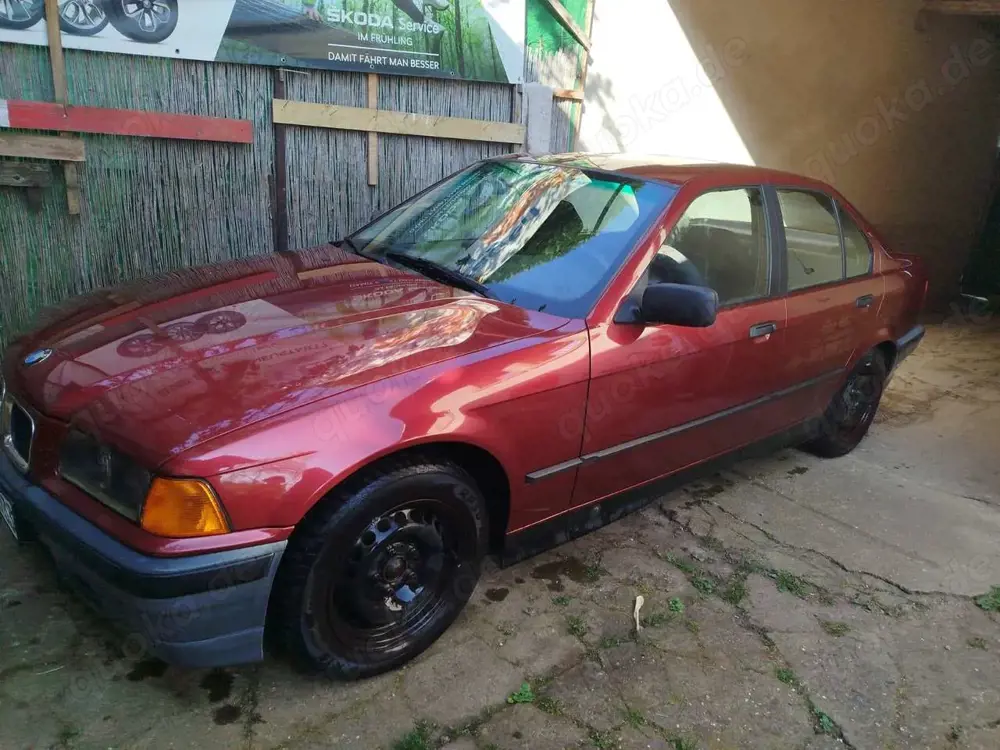BMW 318 318i