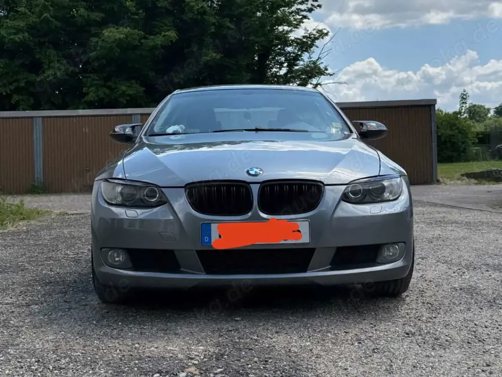 BMW 325 325xi Coupe