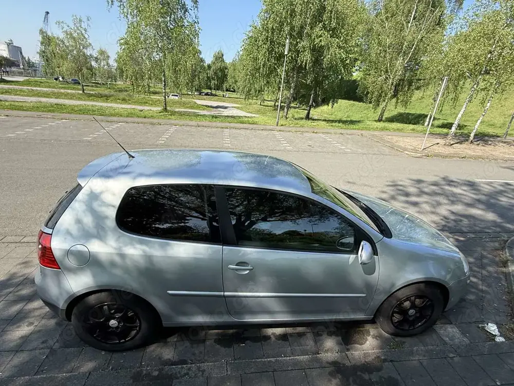 Volkswagen Golf 2.0 FSI Comfortline