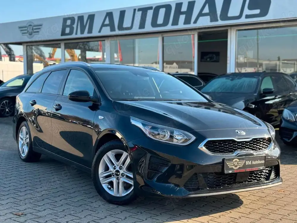 Kia Ceed SW / cee'd SW "Attract"1.HAND*DAB*LENKRAD.HZ* Kia Ceed SW / cee'd SW "Attract"1.HAND*DAB*LENKRAD.HZ*