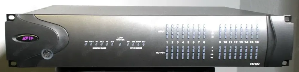 Avid HD IO Audio-Interface mit 8 analogen und 16 digitalen Ein- Ausgängen
