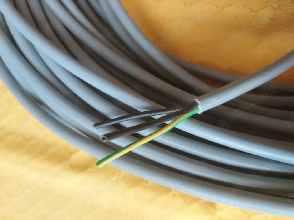 40 Meter Kabel, Lapp ÖLFLEX Helukabel 3x1,5 mm  PVC-Grau, unbenutzte Neuware 