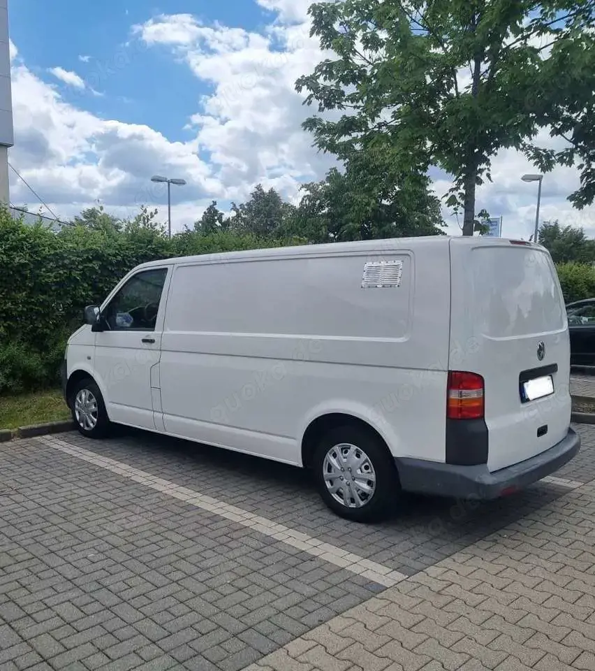 Volkswagen T5 Kombi