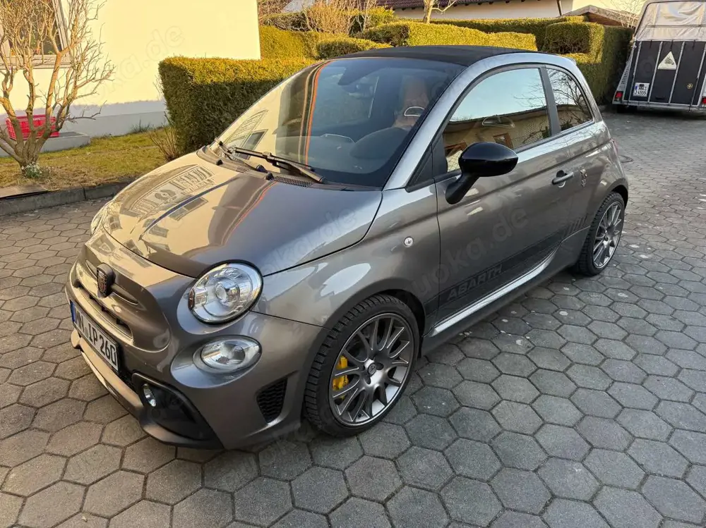 Abarth 595C 1.4 T-Jet 16V 595C Competizione, 8-fach bereift
