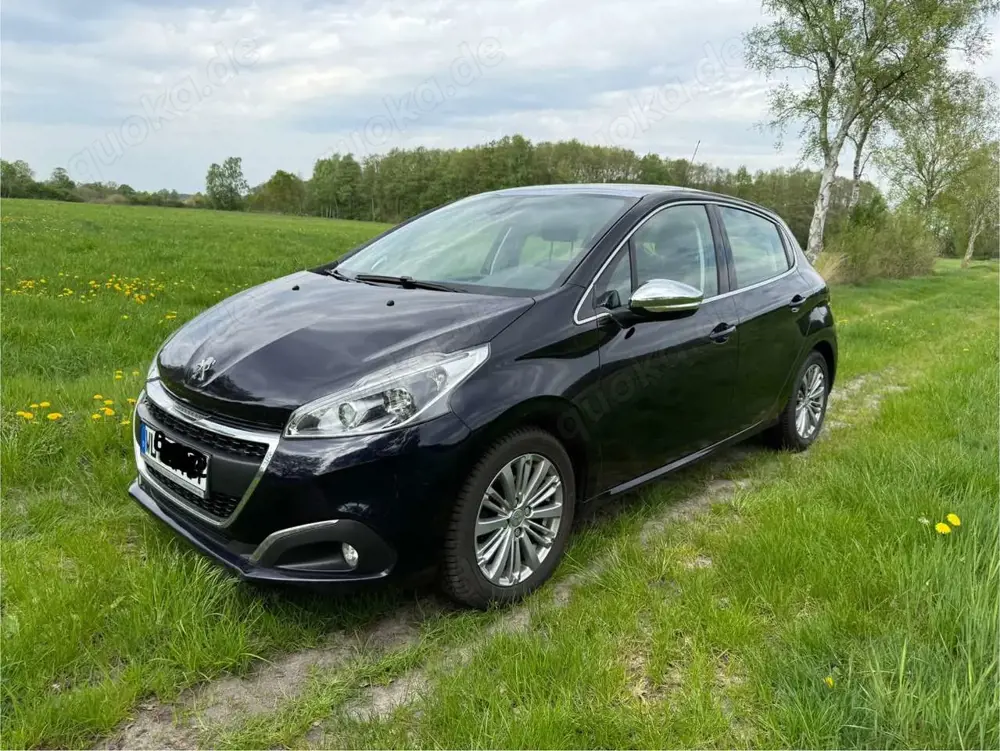 Peugeot 208 PureTech 110 Allure 2. Hand Panorama