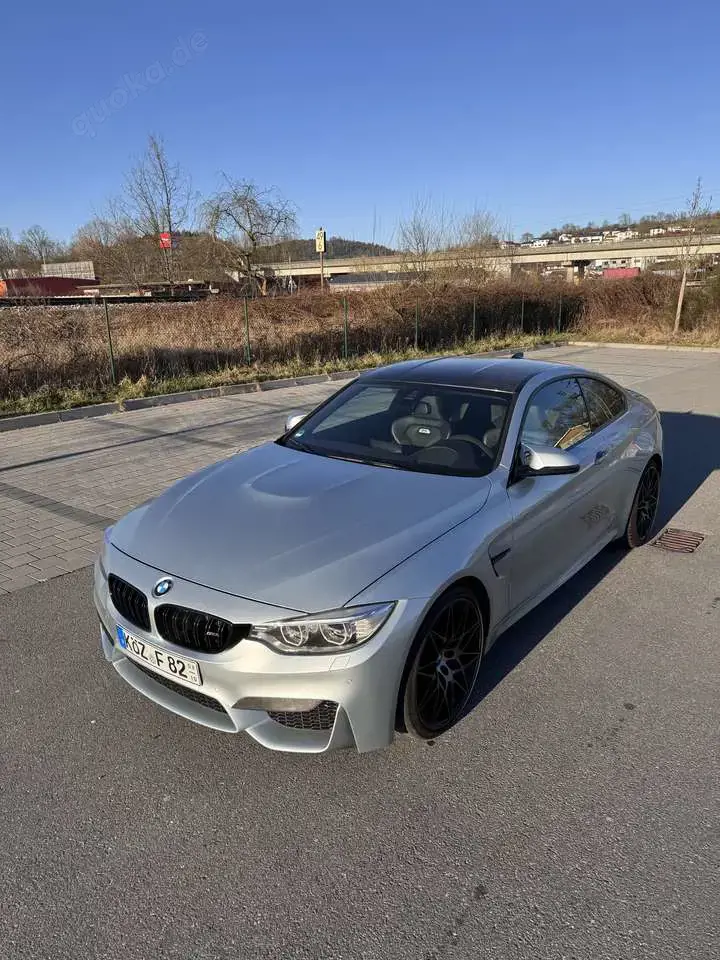 BMW M4 Coupe DKG