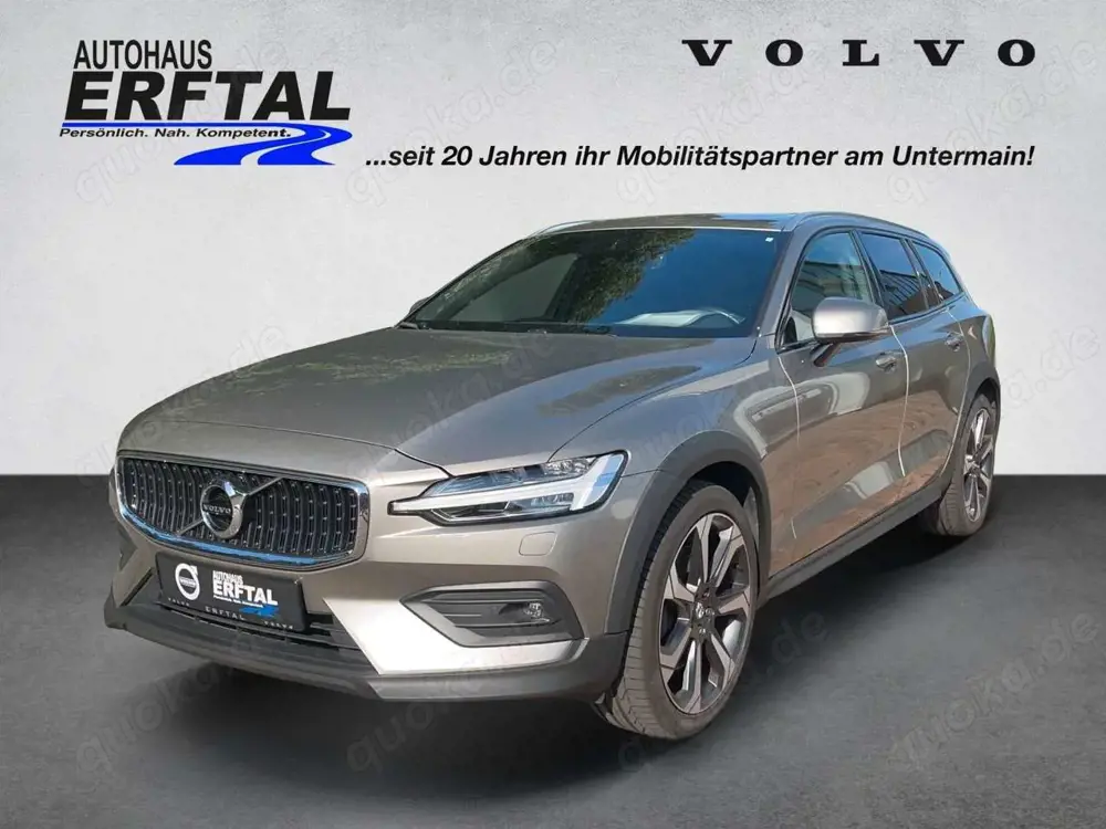 Volvo V60 T5 AWD Cross Country Pro
