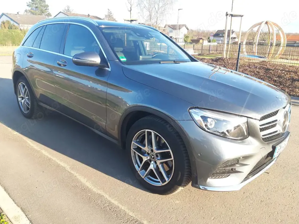 Mercedes-Benz GLC 220 GLC 220 d Coupe 4Matic 9G-TRONIC AMG Line