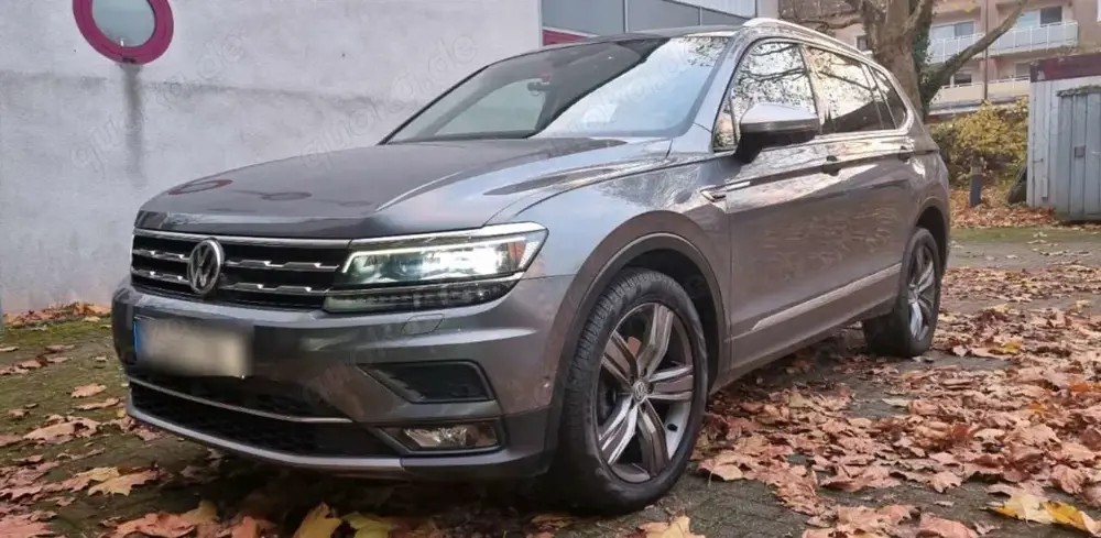 Volkswagen Tiguan Allspace 2.0 TDI 4 Motion 7 Sitzer ACC AHK Highline