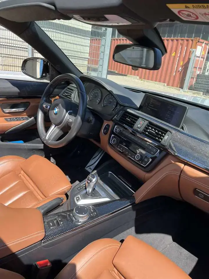 BMW M4 Cabrio. DKG Cabon Keramik Bremse