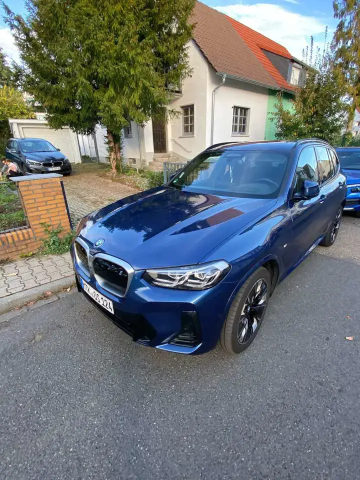 BMW iX3 Impressive
