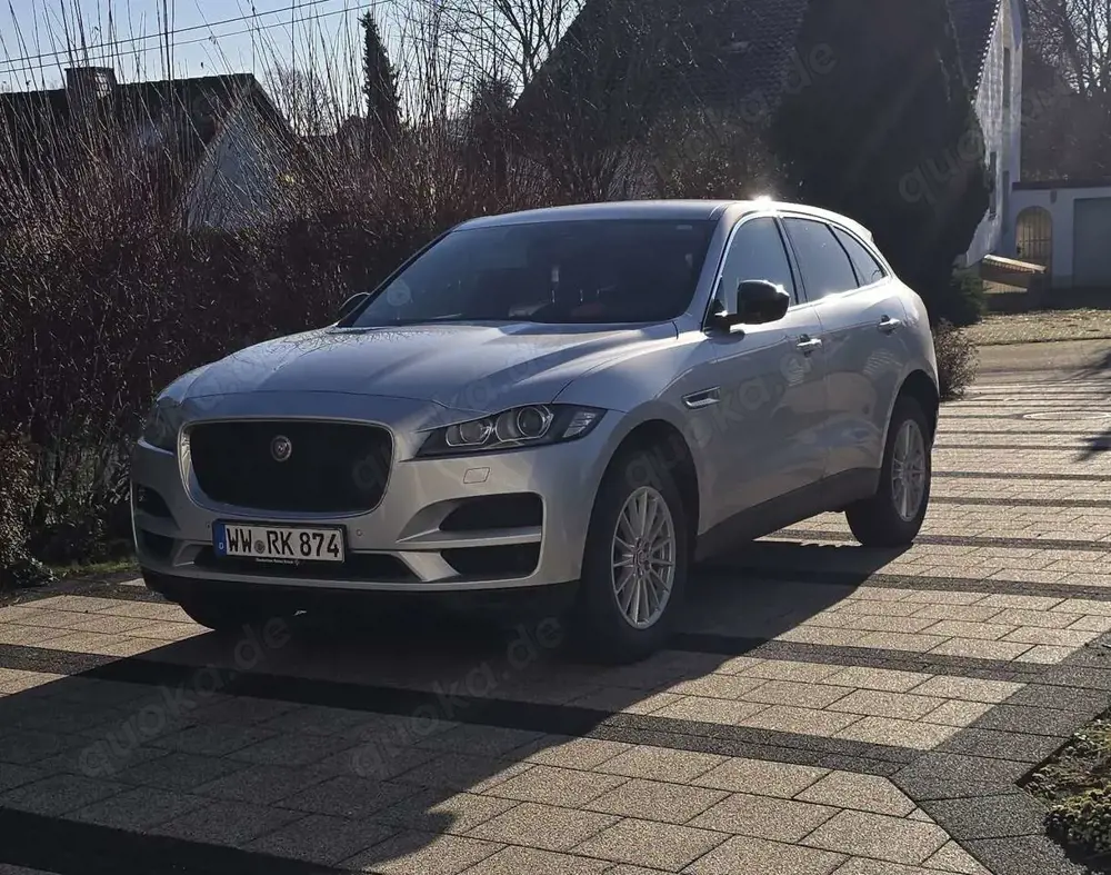 Jaguar F-Pace Pure