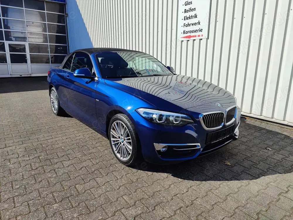 BMW 218 218 i Luxury Line LED Leder Alu Shz PDC