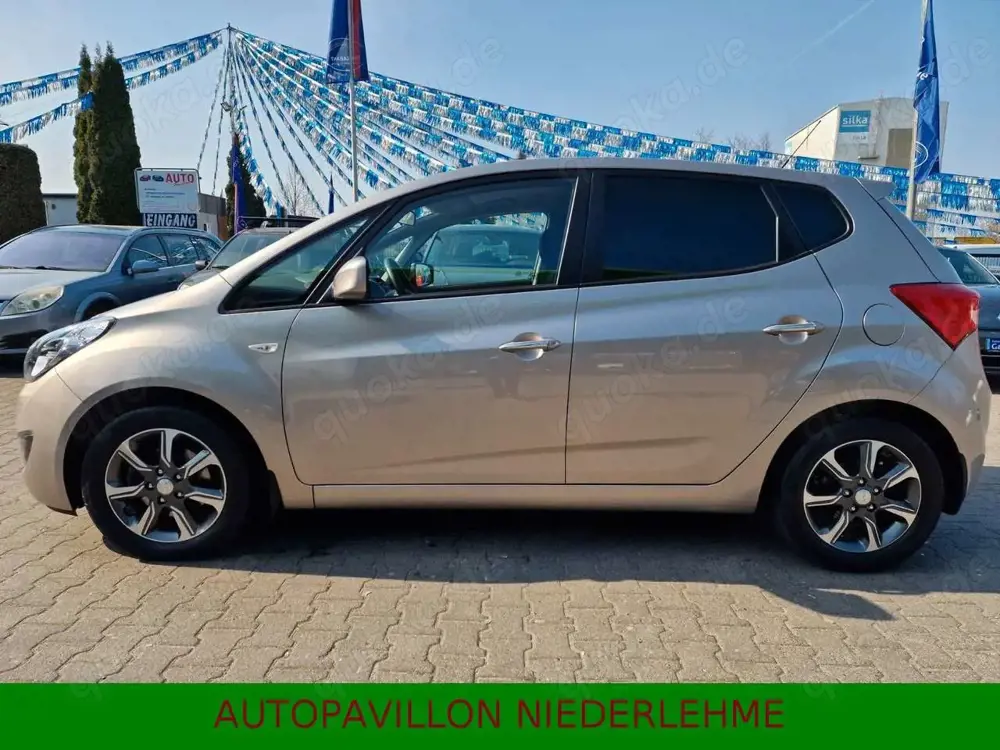 Hyundai iX20 1.6*Klima*Sitzhzg*PDC*Alu*Bluetooth*S-Heft*