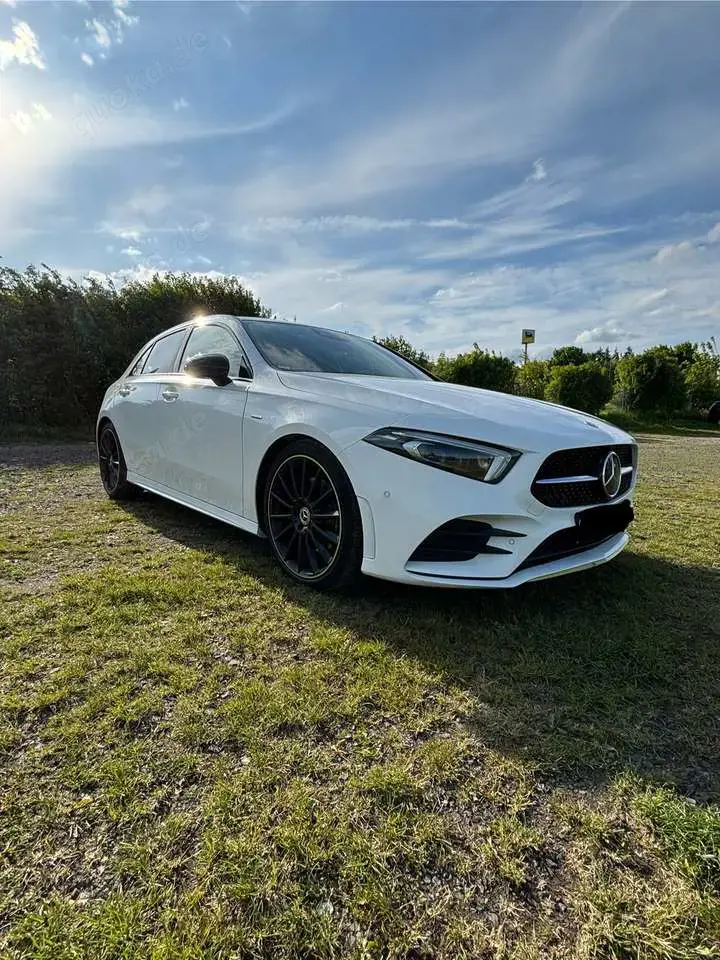 Mercedes-Benz A 220 d 8G-DCT Sonderedition 1 AMG Line