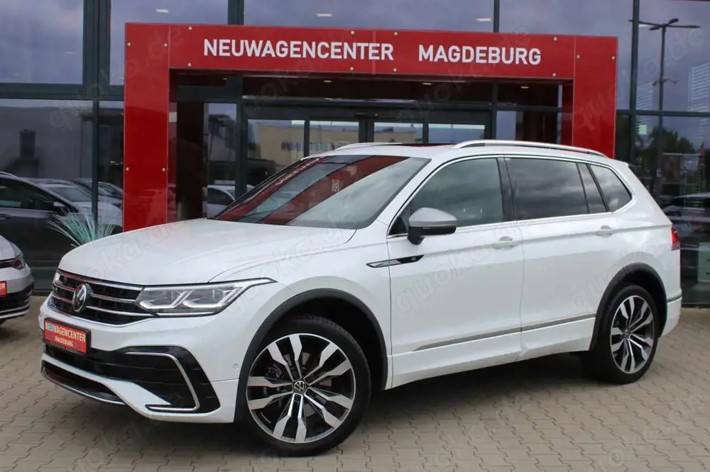 Volkswagen Tiguan Allspace Tiguan 2.0 TDI R-LINE 4x4*7-SITZER*MATRIX*PANO*NAV