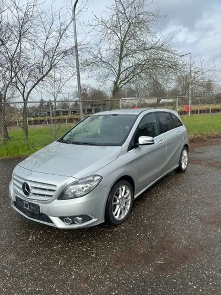 Mercedes-Benz 180 Mercedes Benz B 180 CDI
