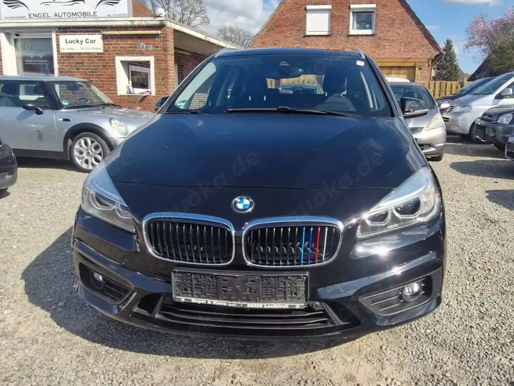 BMW 218 2er Active Tourer Steptronic Advantage Auto. AHK