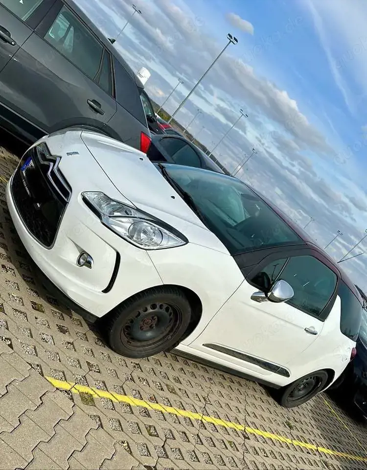 DS Automobiles DS 3
